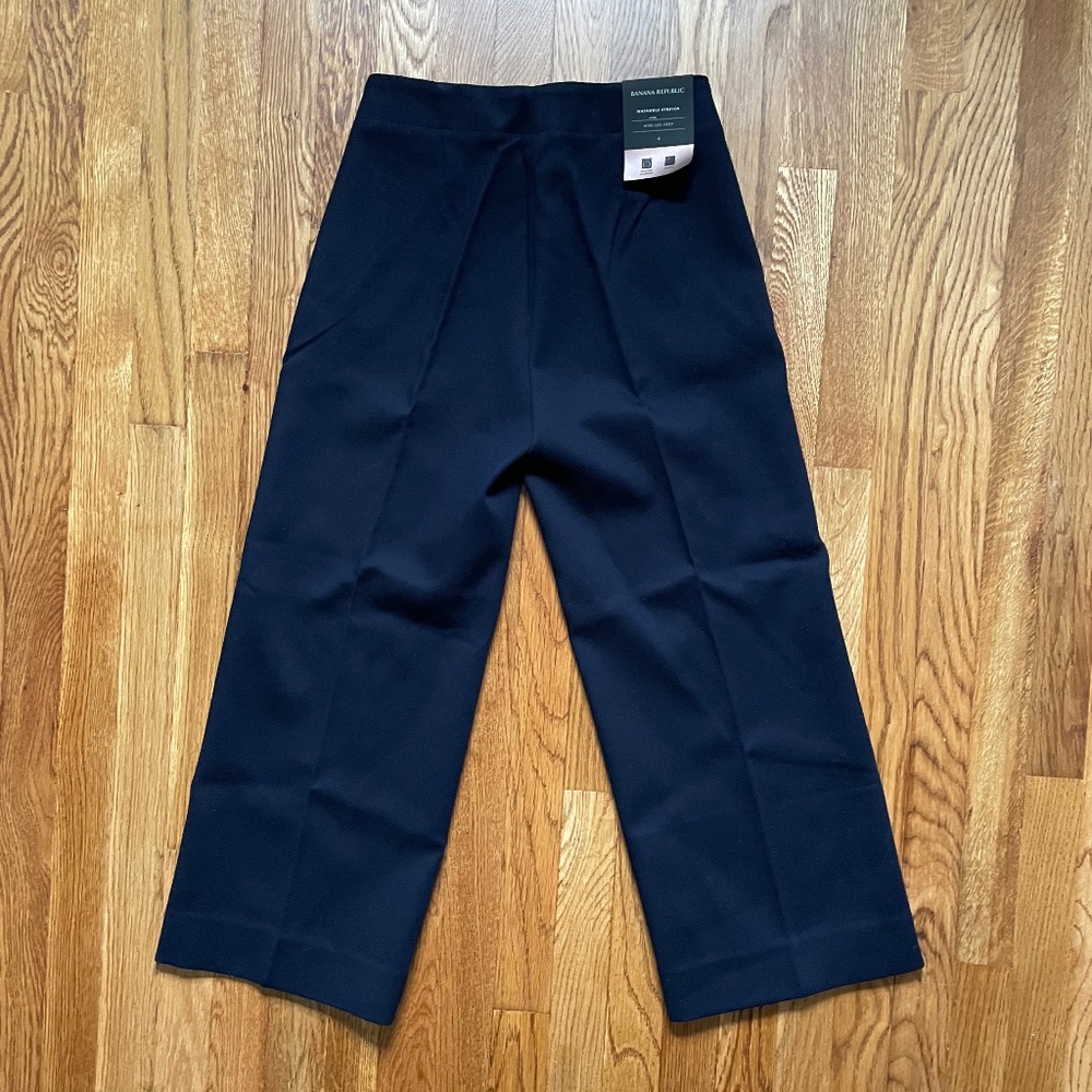 Banana Republic Wide Leg Navy Crop Pants Size 4 NWT - Picture 2 of 5